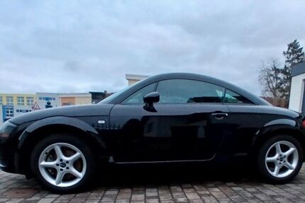 Audi TT 199.562 km 3.900 &euro; Werder 14542