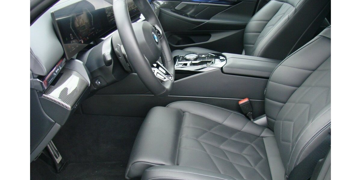 BMW 520 520d M Sport Pro Xdrive ACC 360º H&K ACC HUD 24.408 km 57.980 &euro; Falkensee 14612