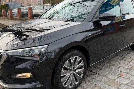 Skoda Scala 59.000 km 15.499 &euro; berlin 12527