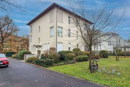 Wohnen am Tiefen See – 2-Zimmer-Wohnjuwel mit Balkon & Tiefgaragenstellplatz 2 zimmer