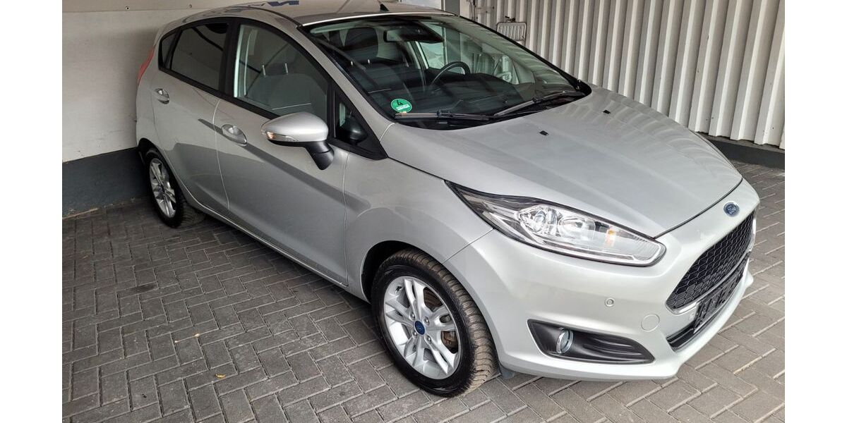 Ford Fiesta 53.704 km 7.800 &euro; Berlin 12277