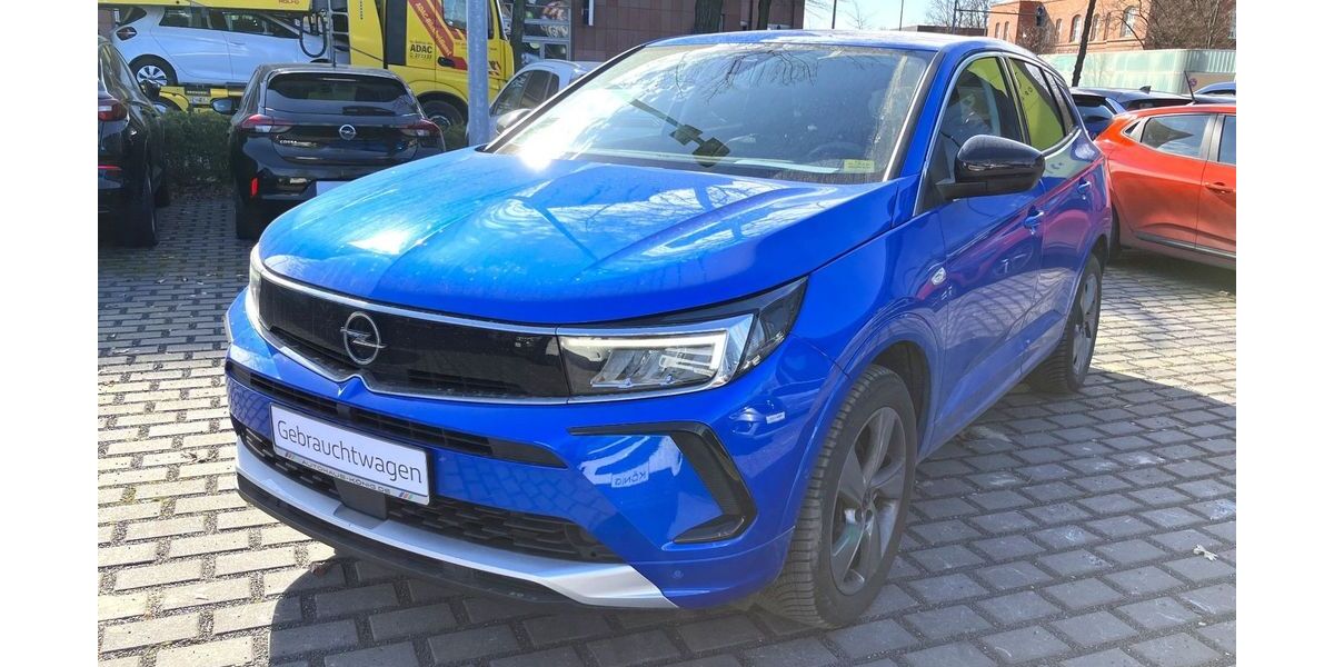 Opel Grandland (X) 27.350 km 21.999 &euro; Berlin 10829