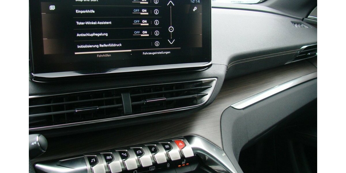 Peugeot 5008 1.2 PureTech 130, GT-Line Leder ACC Navi Pano 30.873 km 27.980 &euro; Falkensee 14612