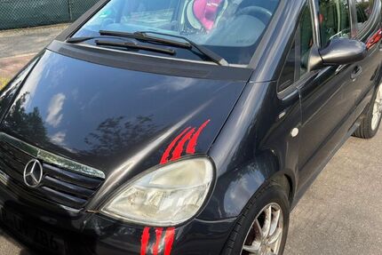 Mercedes-Benz 190 154.000 km 1.500 € Berlin 13583