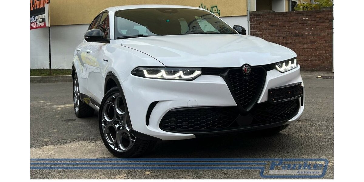 Alfa Romeo Tonale Veloce 1.3 VGT Plug-In-Hybrid Q4*H/K*360° 26.438 km 27.990 € Berlin 13187