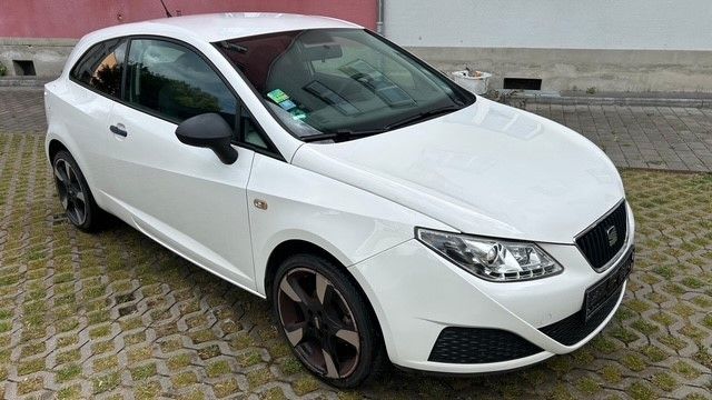 Seat Ibiza 171.900 km 2.450 &euro; Berlin 13055