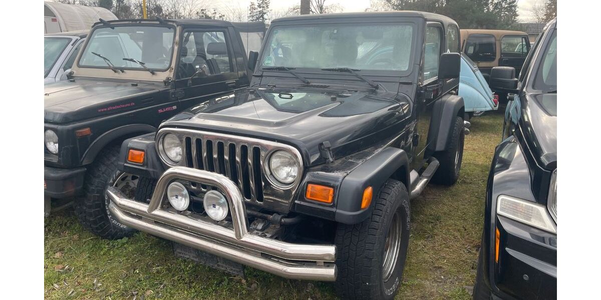 Jeep Wrangler 120.000 km 17.885 € Trebbin 14959