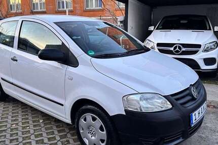 VW Fox 127.721 km 2.680 € Berlin 13403