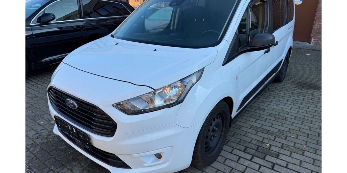 Ford Tourneo Connect 125.000 km 15.888 &euro; Berlin 13599