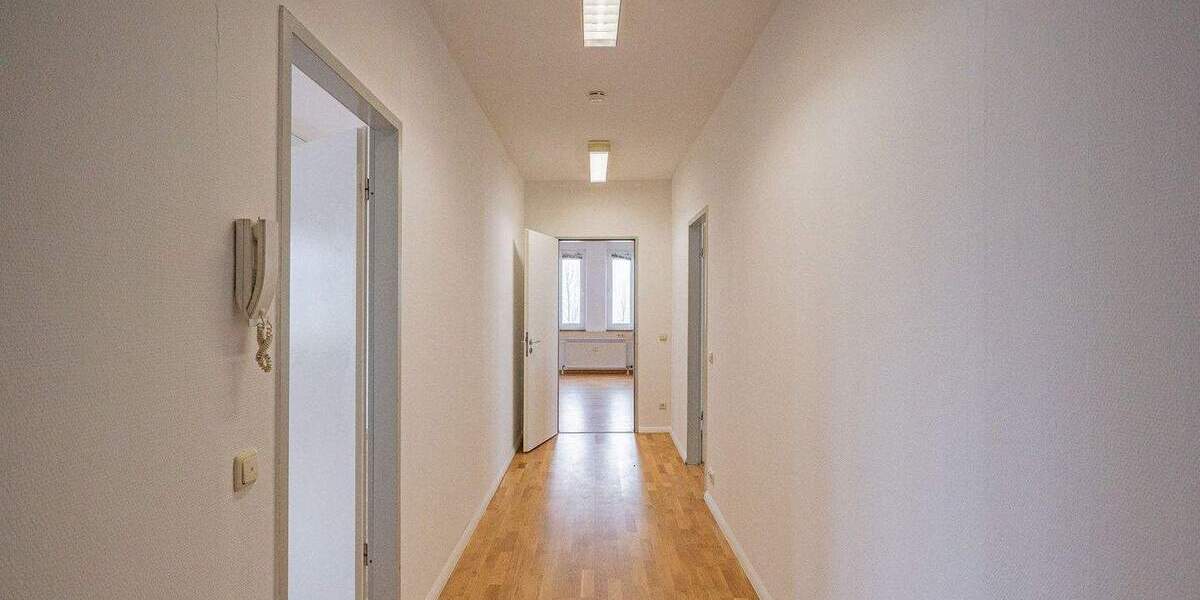 Gewerbeobjekt Wustermark Elstal - 4 Zimmer, 170 m&sup2;, 265.000&euro; | Angebot:25686498