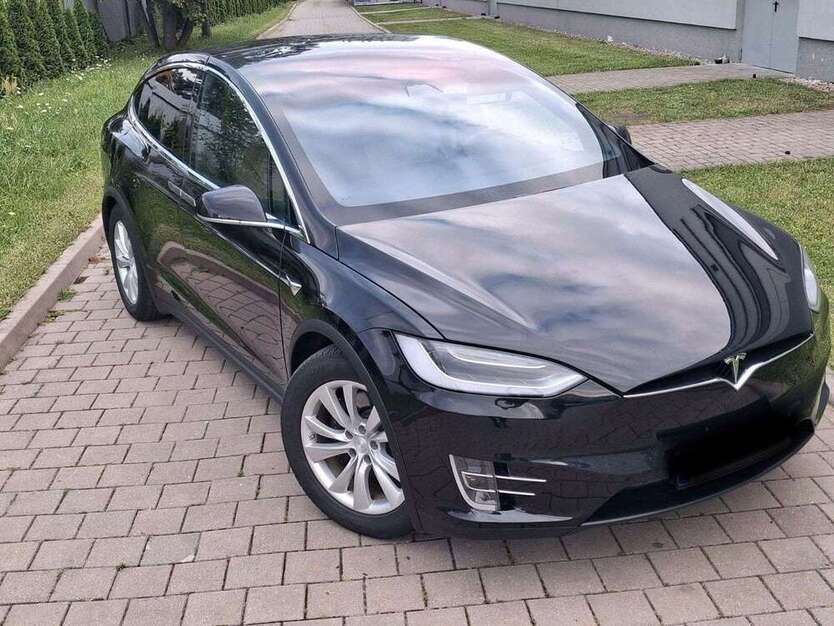 Tesla Model X 42.500 km 33.000 € Berlin 13351