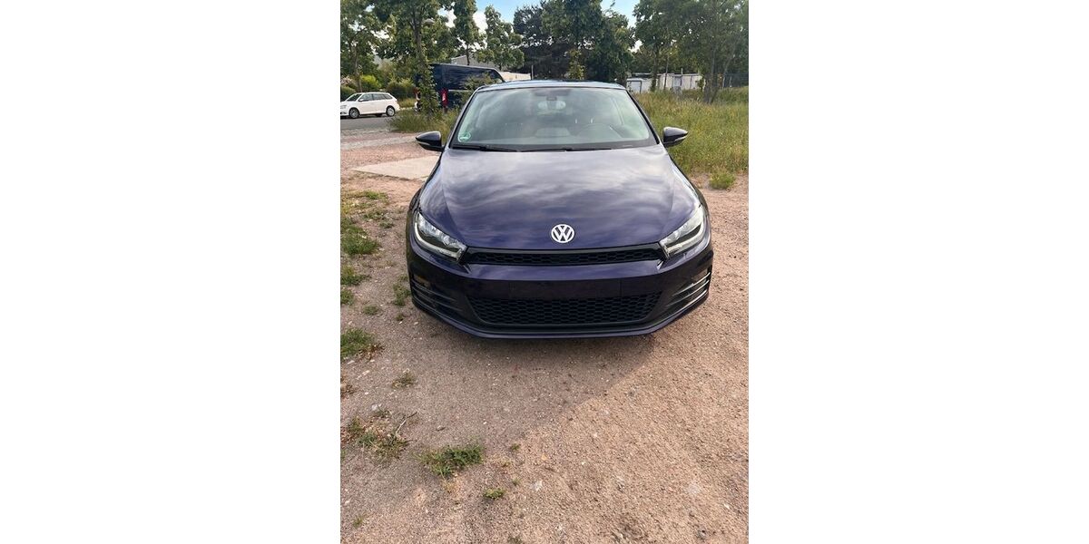 VW Scirocco 99.067 km 9.200 &euro; Berlin 13507