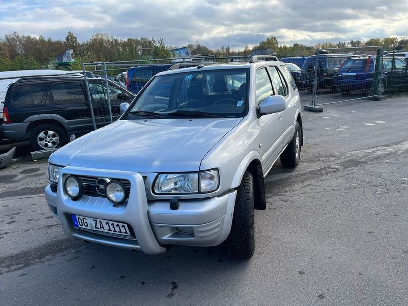 Opel Frontera 214.000 km 2.500 € berlin 13089