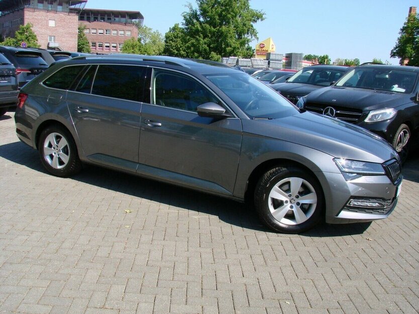 Skoda Superb 2.0TDI Style Pano ACC Columbus Standheizung 26.128 km 34.980 € Falkensee 14612