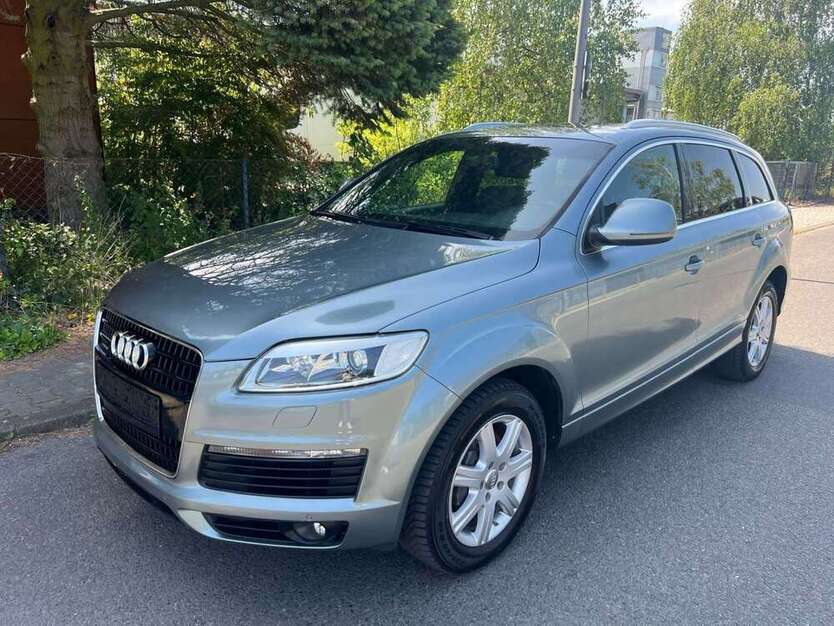 Q7