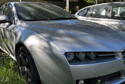 Alfa Romeo 159 242.000 km 1.490 € Berlin 14167