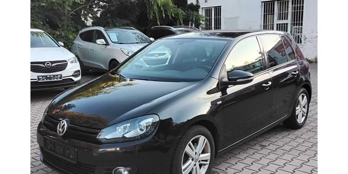 VW Golf 155.300 km 5.900 &euro; Berlin 13409