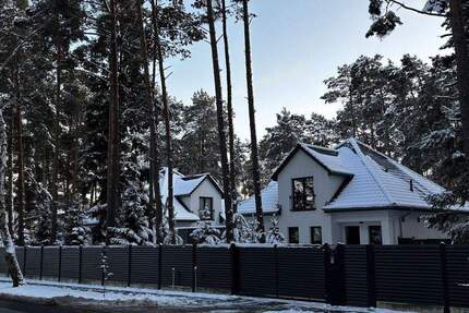 Haus Borkwalde - 1 Zimmer, 368 m&sup2;, 1.950.000&euro; | Angebot:25319588