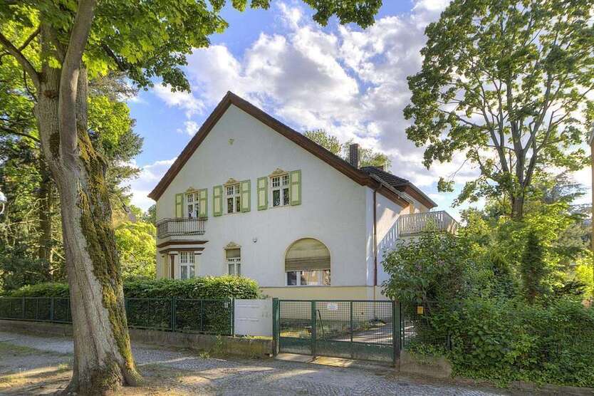 Haus zum Kaufen in Berlin 1.800.000 € 433.53 m²