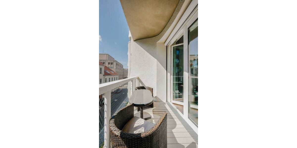 Etagenwohnung Berlin Mitte - 2 Zimmer, 81 m&sup2;, 995.000&euro; | Angebot:26865315