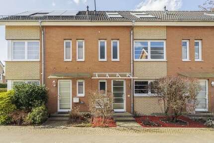 Haus Kleinmachnow - 5 Zimmer, 128 m&sup2;, 629.000&euro; | Angebot:25938680