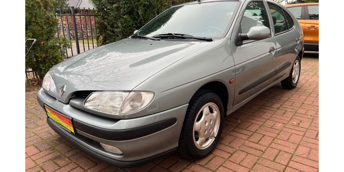 Renault Megane 50.000 km 2.650 &euro; Falkensee/Spandau 14612