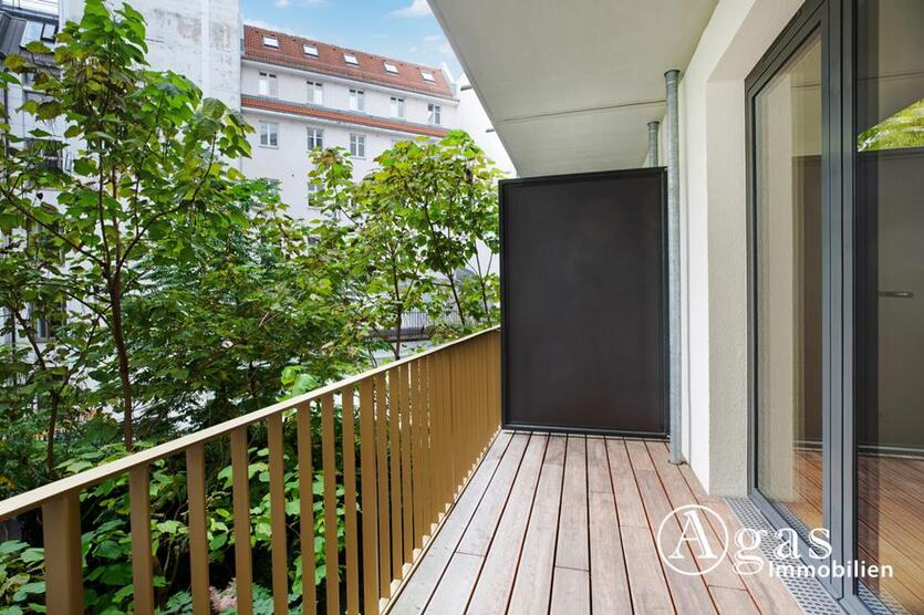 Clever geschnittene, helle 2 Zimmer Wohnung mit ca. 52m², EBK und Fußbodenheizung in Berlin-Mitte! zimmer