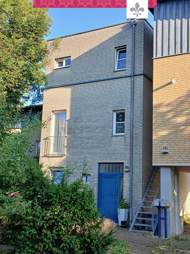 RAUMWUNDER-REIHENHAUS IN ROSENTHAL 4 zimmer