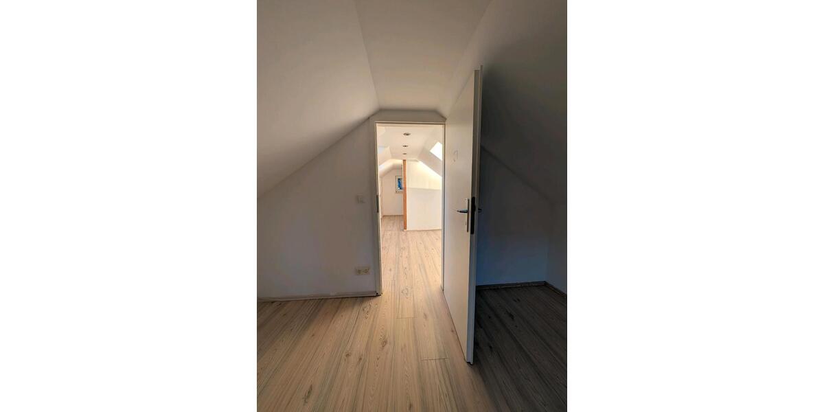 Einfamilienhaus Berlin Reinickendorf - 2 Zimmer, 53 m&sup2;, 1.150&euro; | Angebot:27717684