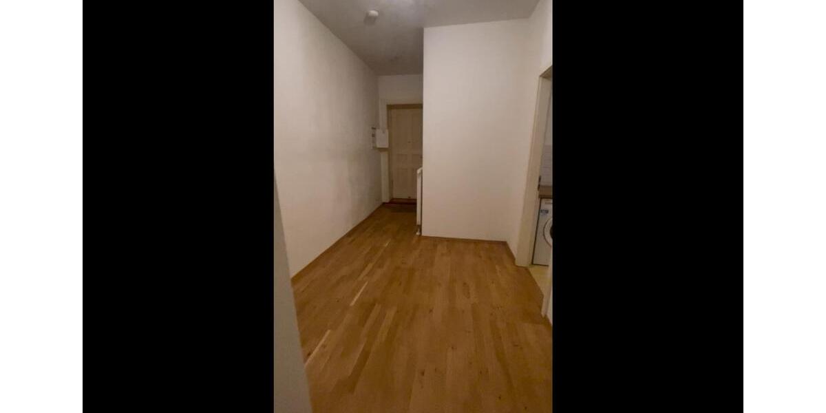 Erdgeschoßwohnung Berlin Friedrichshain-Kreuzberg - 2 Zimmer, 80 m&sup2;, 1.745&euro; | Angebot:26321506