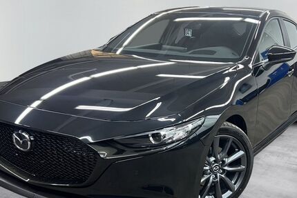 Mazda 3 3.356 km 25.490 &euro; Berlin 12247
