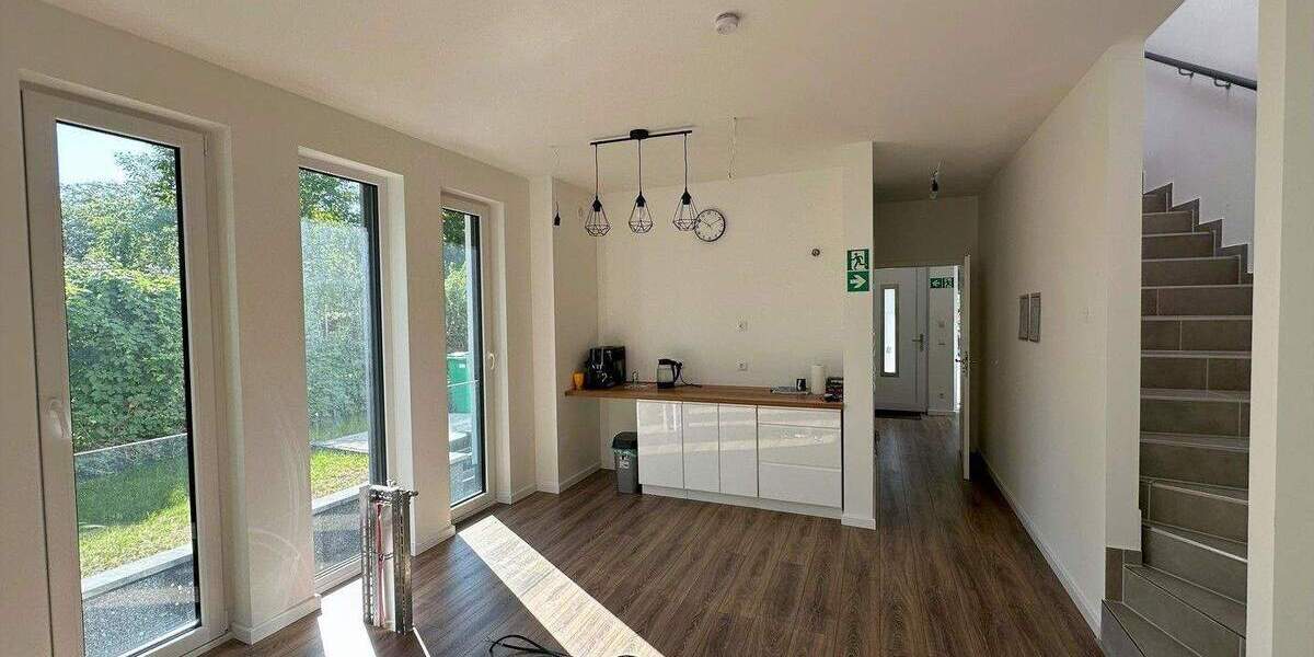 Doppelhaushälfte Blankenfelde-Mahlow Blankenfelde - 7 Zimmer, 170 m&sup2;, 765.000&euro; | Angebot:24406021