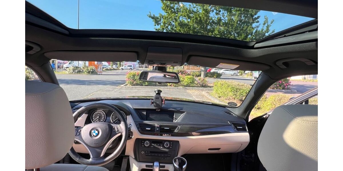 BMW X1 305.000 km 7.600 &euro; Berlin 10315