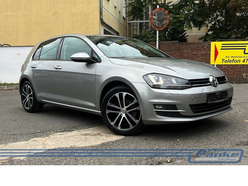 VW Golf VII Allstar BMT*PDC*Xenon*SHZ*Tempo* 94.457 km 12.990 € Berlin 13187