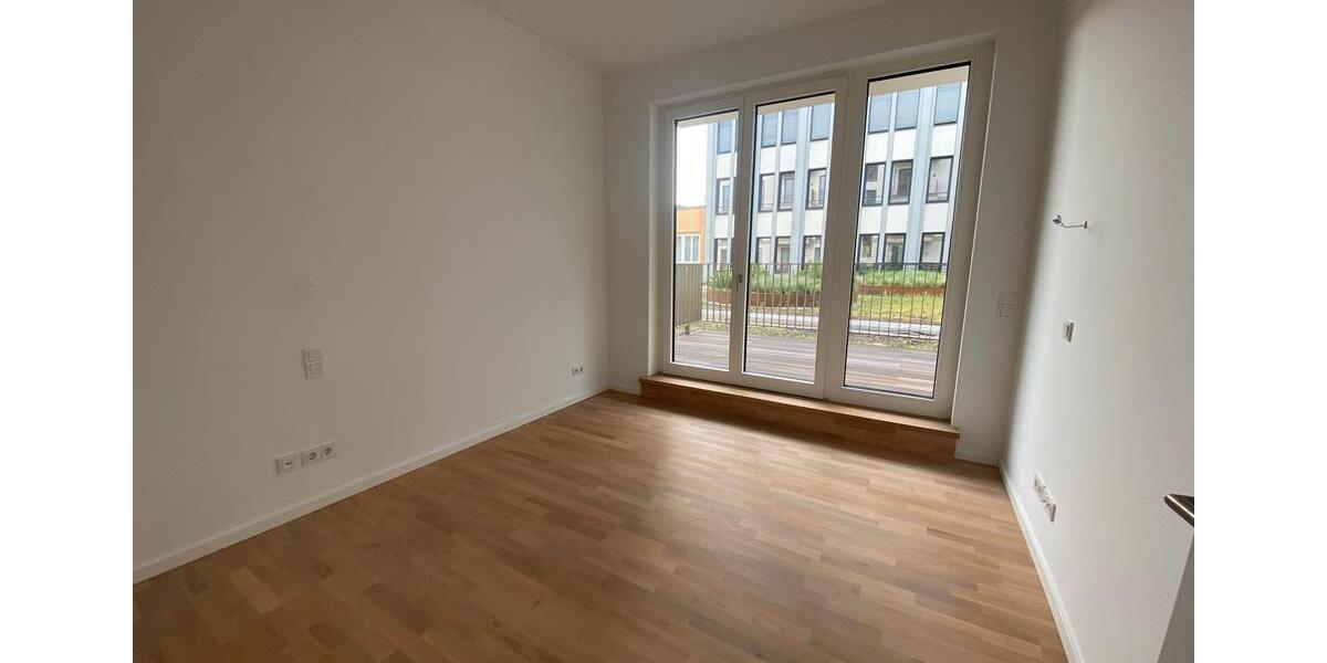 Wunderschöne 3-Zi. Whg. mit hochwertiger EBK und 2 Balkonen! 3 zimmer