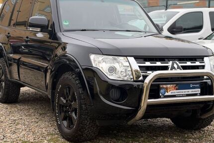Mitsubishi Pajero 219.000 km 14.800 &euro; Berlin 14059