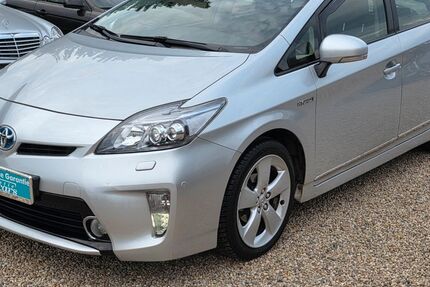 Toyota Prius 98.677 km 12.999 € Berlin 13589