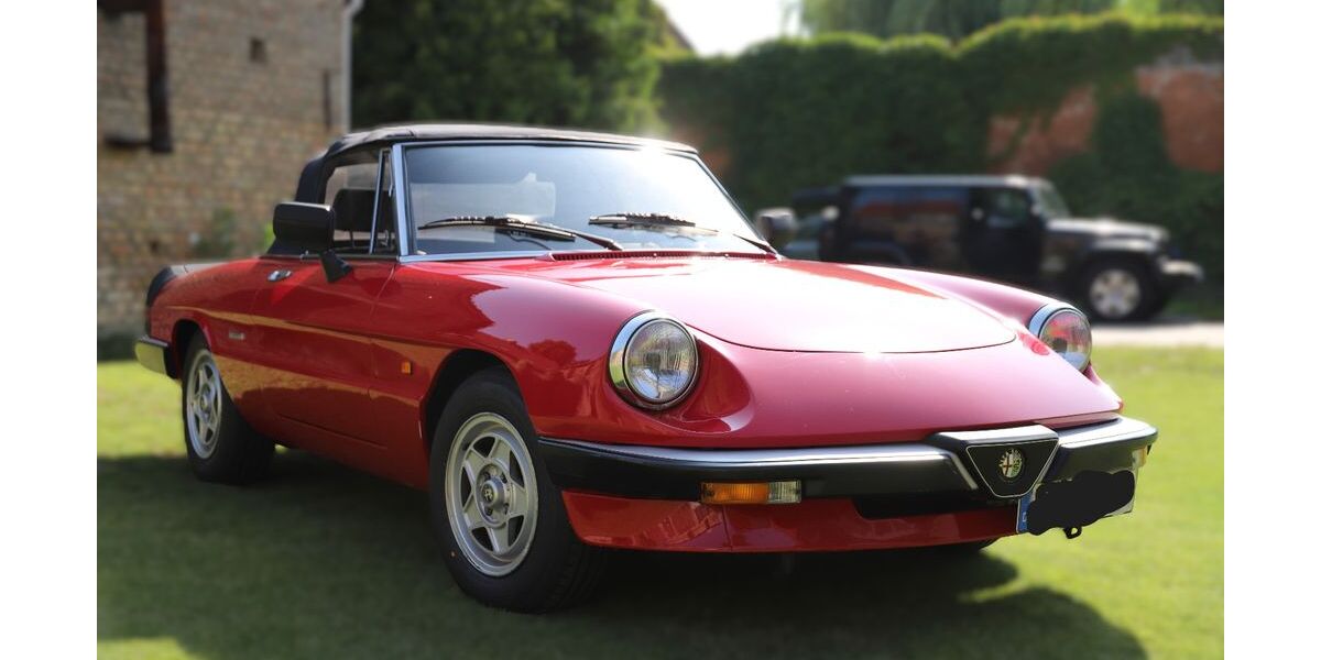 Alfa Romeo Spider 128.500 km 11.400 &euro; Trebbin 14959