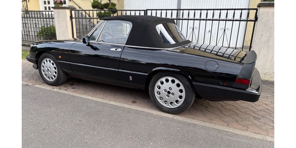 Alfa Romeo Spider 120.000 km 14.500 € Berlin 13591