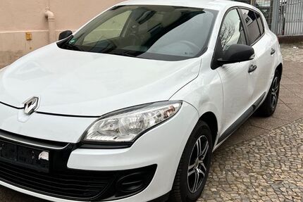 Renault Megane 180.000 km 2.800 € Berlin 13359