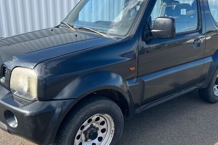 Suzuki Jimny 234.000 km 2.800 &euro; Berlin 12057