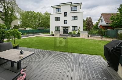 EXKLUSIVE MAISONETTE MIT GARTEN & BALKON