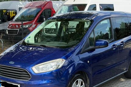 Ford Tourneo Courier 70.579 km 6.900 &euro; Berlin 12526