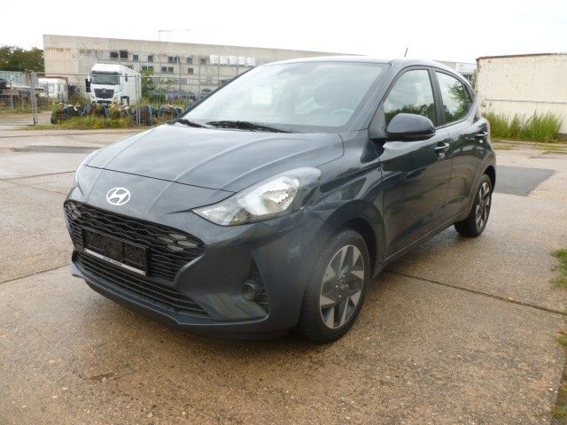 Hyundai i10 7.900 km 15.595 € Stahnsdorf 14532