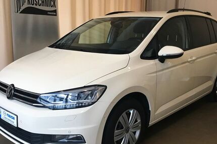 VW Touran 122.114 km 22.800 &euro; Berlin 13088