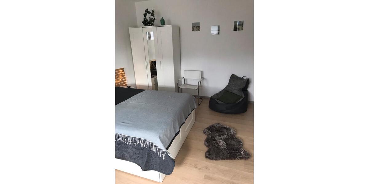 Dachgeschoßwohnung Potsdam Industriegelände - 1 Zimmer, 27 m&sup2;, 965&euro; | Angebot:26273941