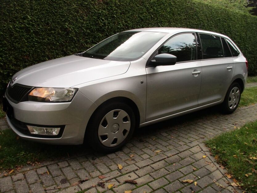 Skoda Rapid 104.600 km 5.999 € Berlin 13053