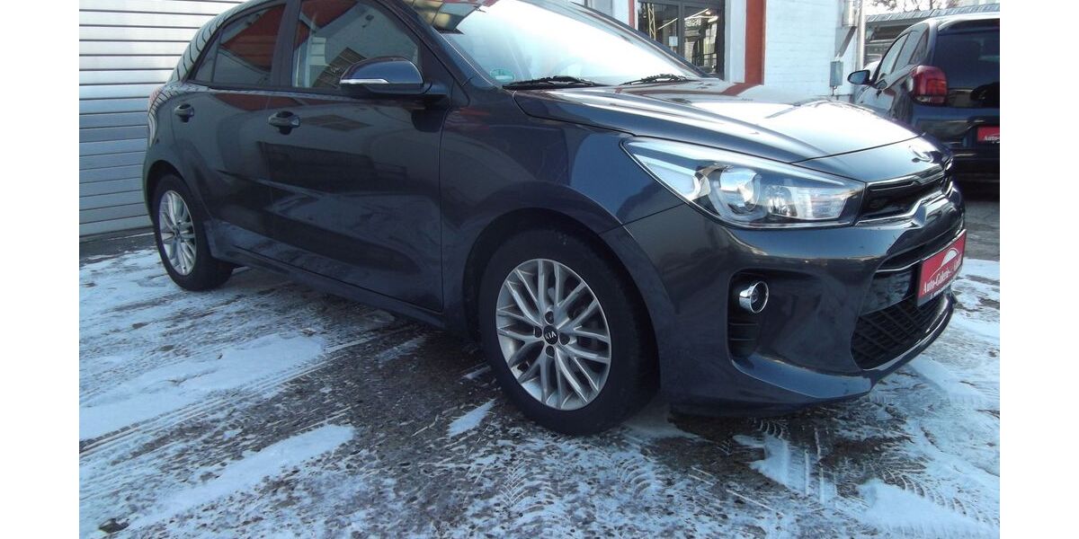 Kia Rio 44.300 km 10.499 &euro; Berlin 12277