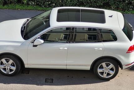VW Touareg 147.500 km 21.400 &euro; Berlin 12559