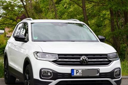 VW T-Cross 24.400 km 23.499 &euro; Potsdam 14480